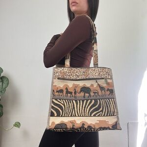 🦒Vintage Jade African safari inspired animal print tapestry tote bag
